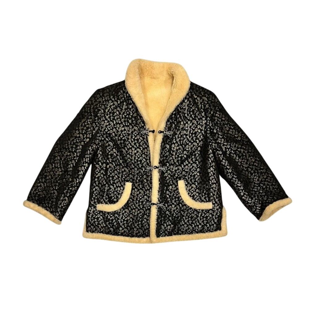 ★ Vintage Black Shearling Lined Floral Embroidered Coat w/ Toggle Closures ★